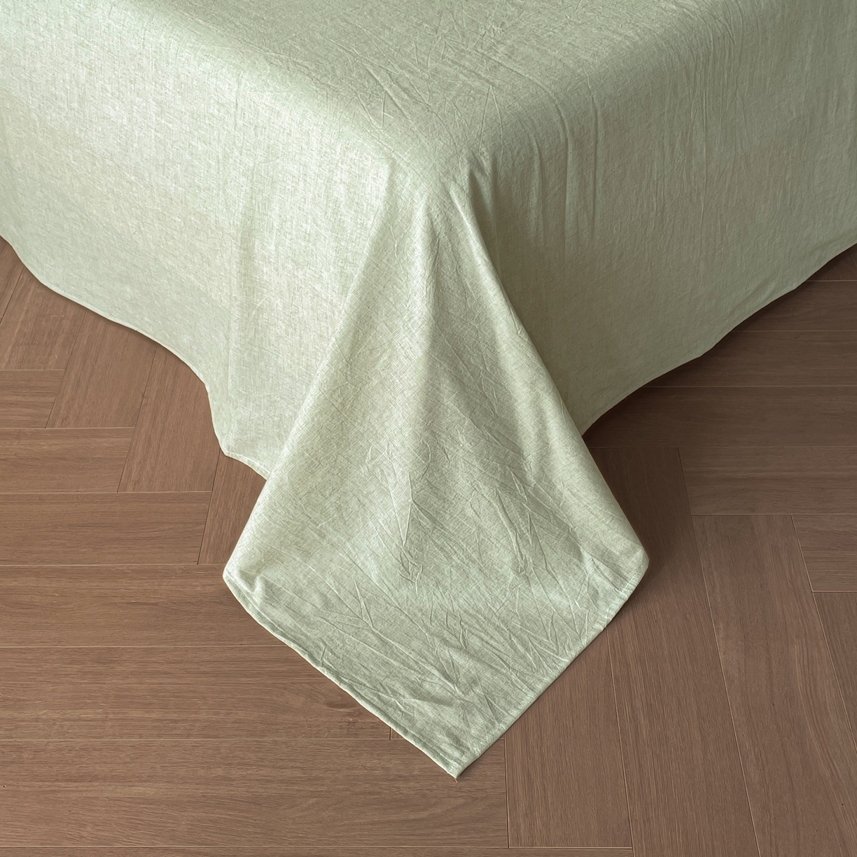 91家纺网 家纺一手货源 找家纺 莱登卡奴 2026新款A类棉麻数码印花25%麻75%棉法式复古花边四件套 风吟花叙绿