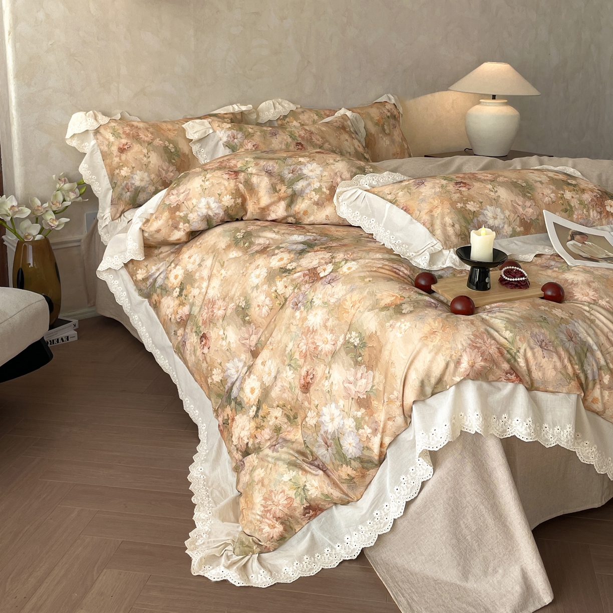 91家纺网 家纺一手货源 找家纺 莱登卡奴 2026新款A类棉麻数码印花25%麻75%棉法式复古花边四件套 雅绯韵咖