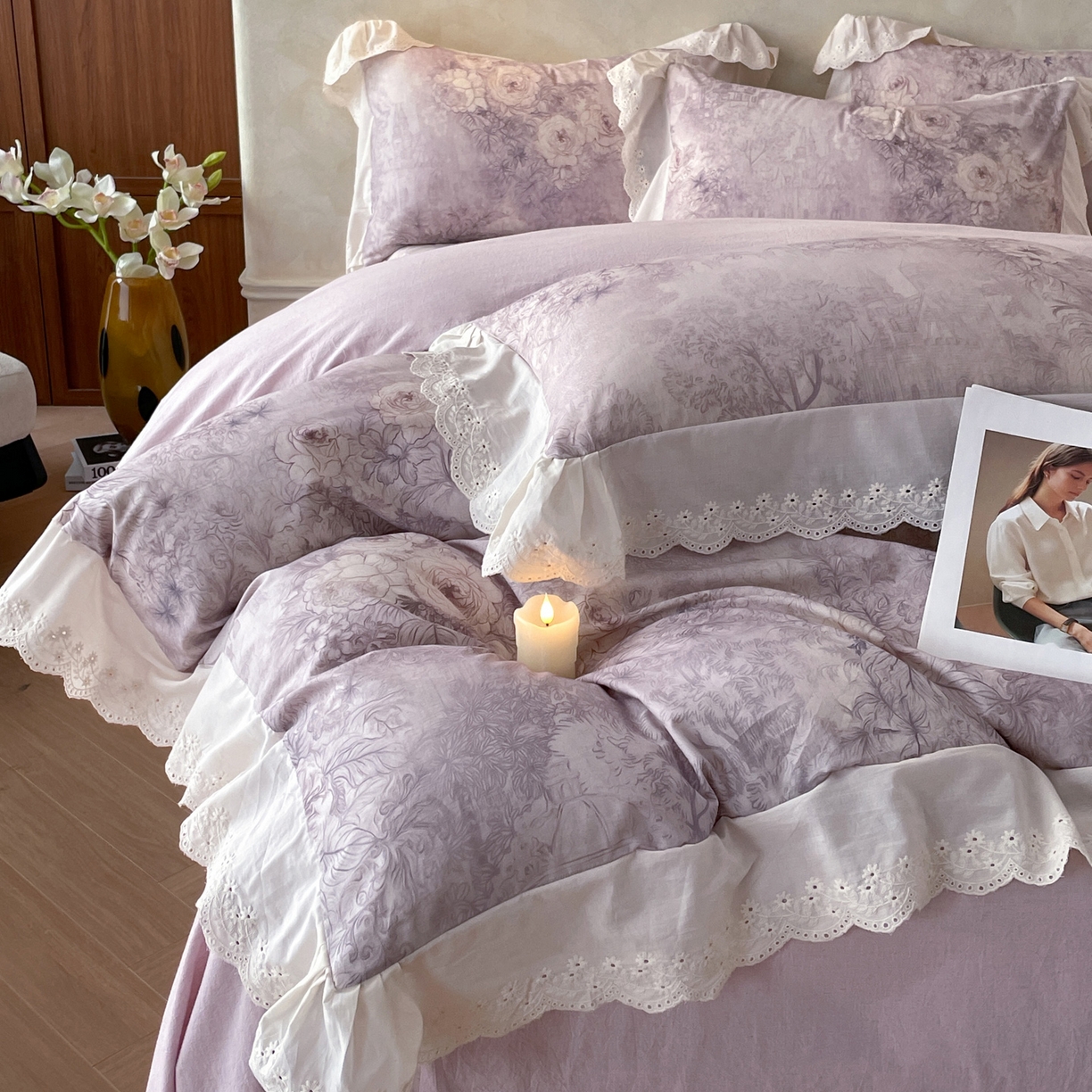 91家纺网 家纺一手货源 找家纺 莱登卡奴 2026新款A类棉麻数码印花25%麻75%棉法式复古花边四件套 云缦紫