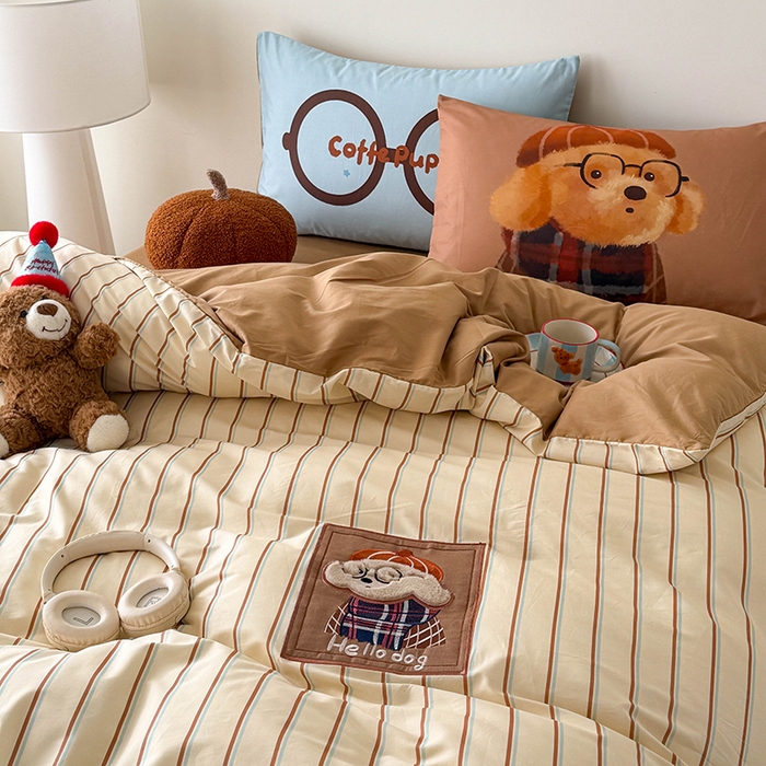 91家纺网 家纺一手货源 找家纺 HL原创 2026春夏新款全棉纯棉13372活性数码贴布绣四件套 熊博士