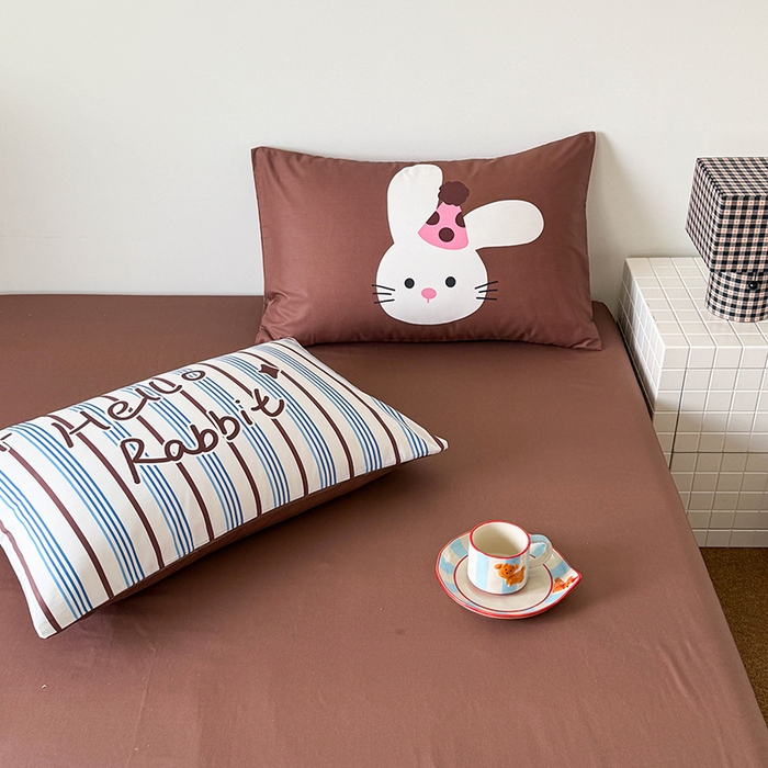 91家纺网 家纺一手货源 找家纺 HL原创 2026春夏新款全棉纯棉13372活性数码贴布绣四件套 爱心兔