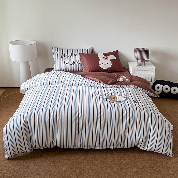 91家纺网 家纺一手货源 找家纺 HL原创 2026春夏新款全棉纯棉13372活性数码贴布绣四件套 爱心兔