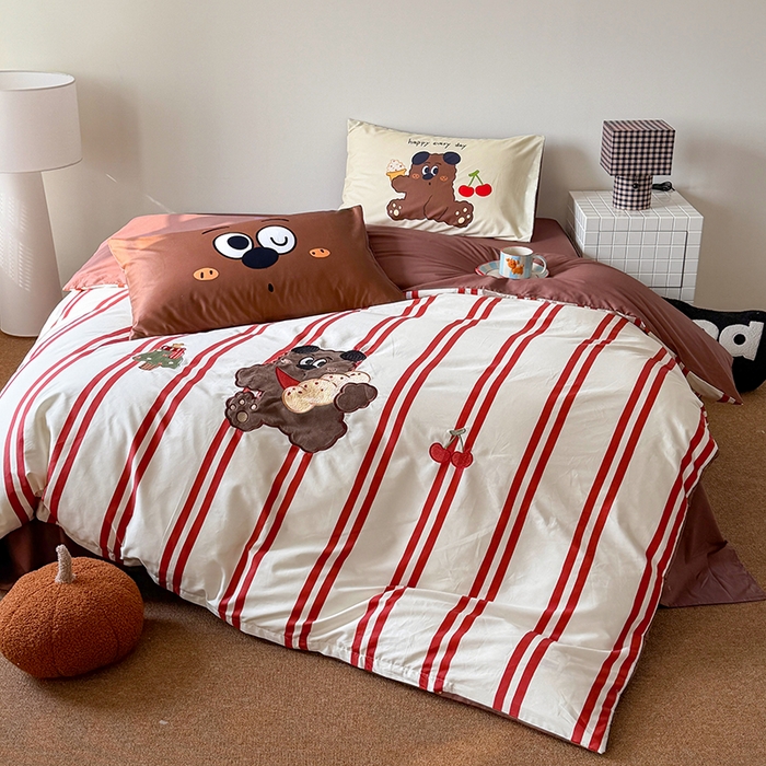 91家纺网 家纺一手货源 找家纺 HL原创 2026春夏新款全棉纯棉13372活性数码贴布绣四件套 巧克力饼干