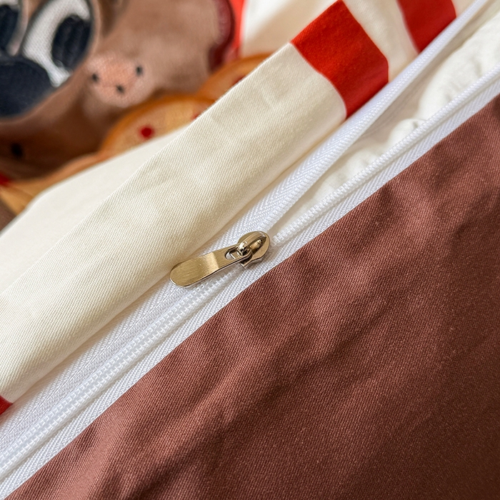 91家纺网 家纺一手货源 找家纺 HL原创 2026春夏新款全棉纯棉13372活性数码贴布绣四件套 巧克力饼干