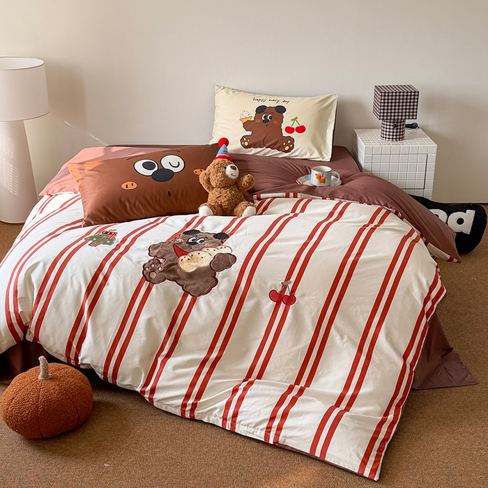 91家纺网 家纺一手货源 找家纺 HL原创 2026春夏新款全棉纯棉13372活性数码贴布绣四件套 巧克力饼干