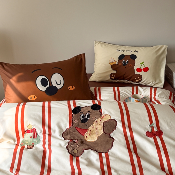 91家纺网 家纺一手货源 找家纺 HL原创 2026春夏新款全棉纯棉13372活性数码贴布绣四件套 巧克力饼干