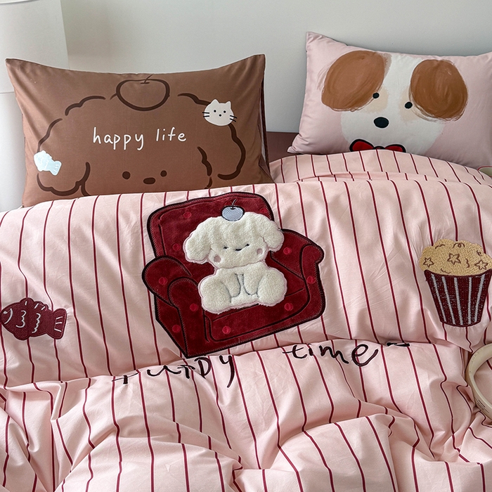 91家纺网 家纺一手货源 找家纺 HL原创 2026春夏新款全棉纯棉13372活性数码贴布绣四件套 沙发狗