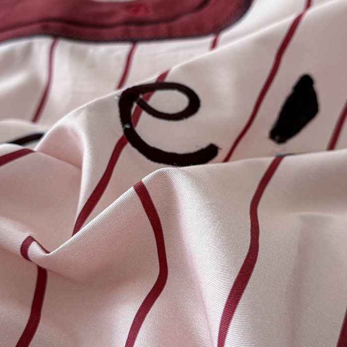 91家纺网 家纺一手货源 找家纺 HL原创 2026春夏新款全棉纯棉13372活性数码贴布绣四件套 沙发狗