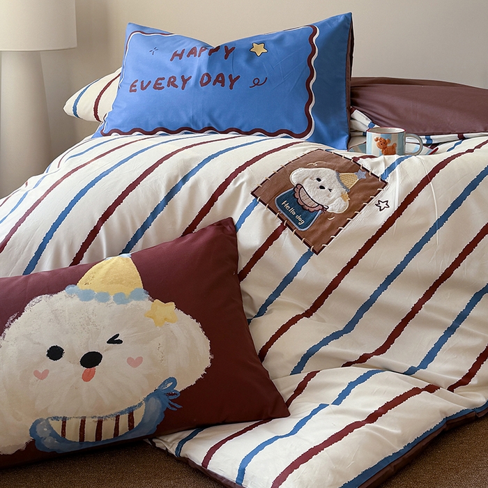 91家纺网 家纺一手货源 找家纺 HL原创 2026春夏新款全棉纯棉13372活性数码贴布绣四件套 英伦狗