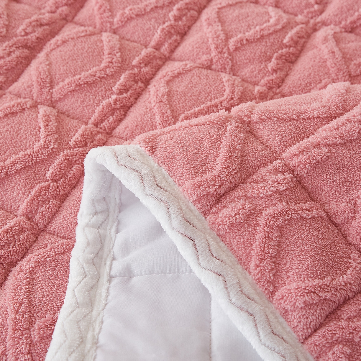 91家纺网 家纺一手货源 找家纺 月茶家纺 2026新款塔芙绒无胶棉磨毛床护垫--学生款 豆沙粉