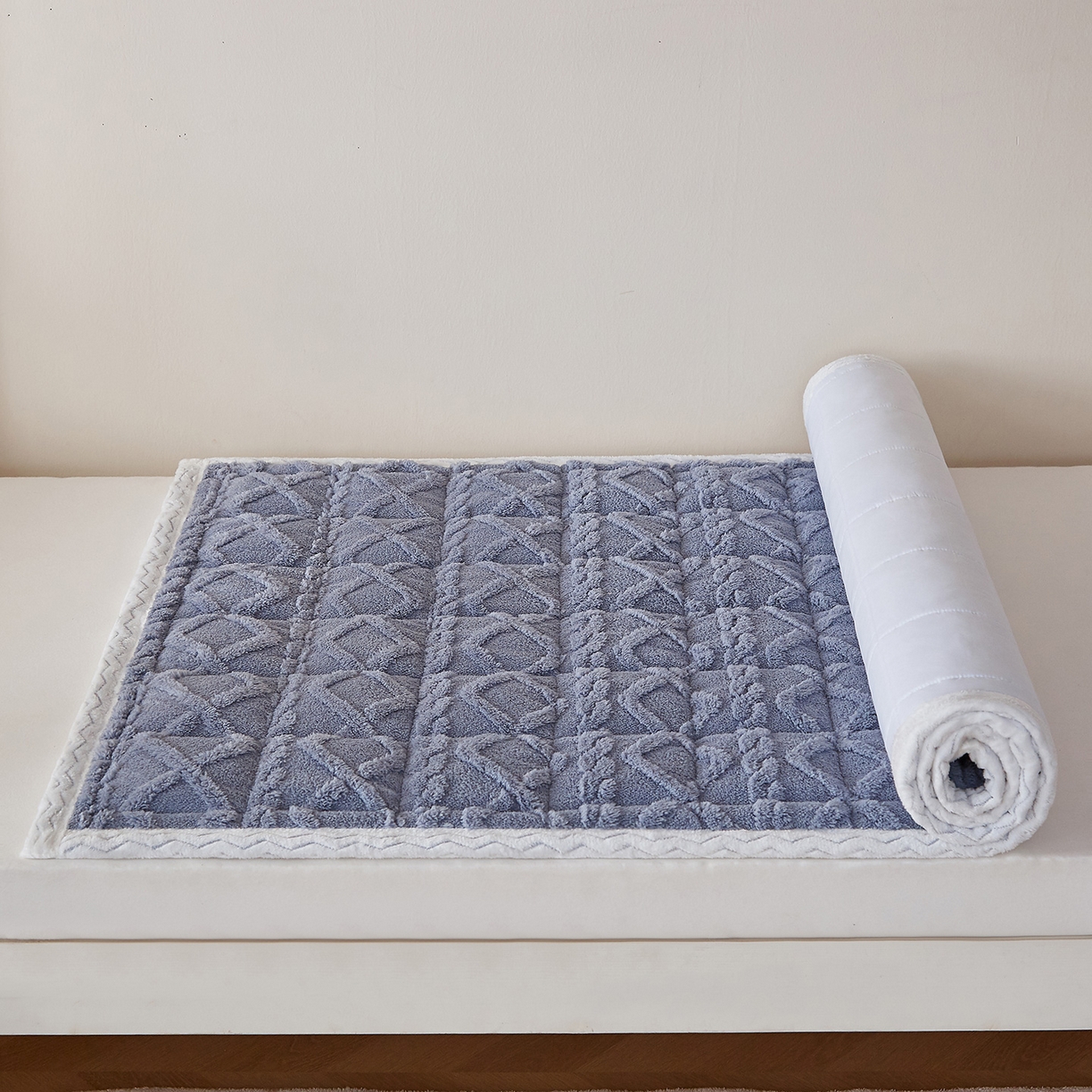 91家纺网 家纺一手货源 找家纺 月茶家纺 2026新款塔芙绒无胶棉磨毛床护垫--学生款 高级灰