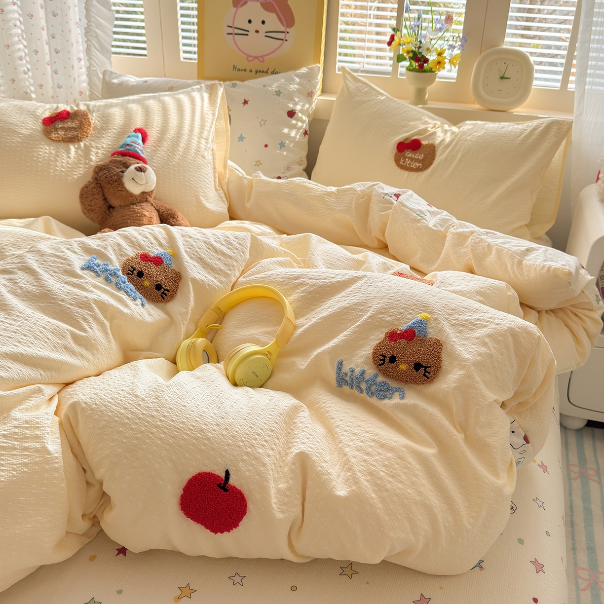 91家纺网 家纺一手货源 找家纺 （总）优承佳生活馆 2026新款高克重超柔泡芙双层纱面料卡通毛巾绣三件套四件套单被套系列