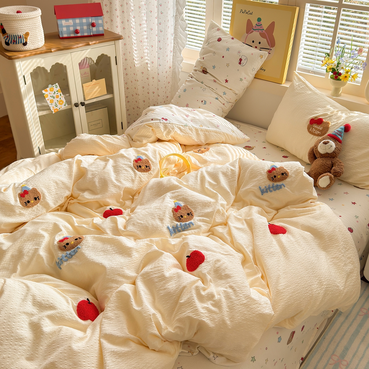 91家纺网 家纺一手货源 找家纺 （总）优承佳生活馆 2026新款高克重超柔泡芙双层纱面料卡通毛巾绣三件套四件套单被套系列