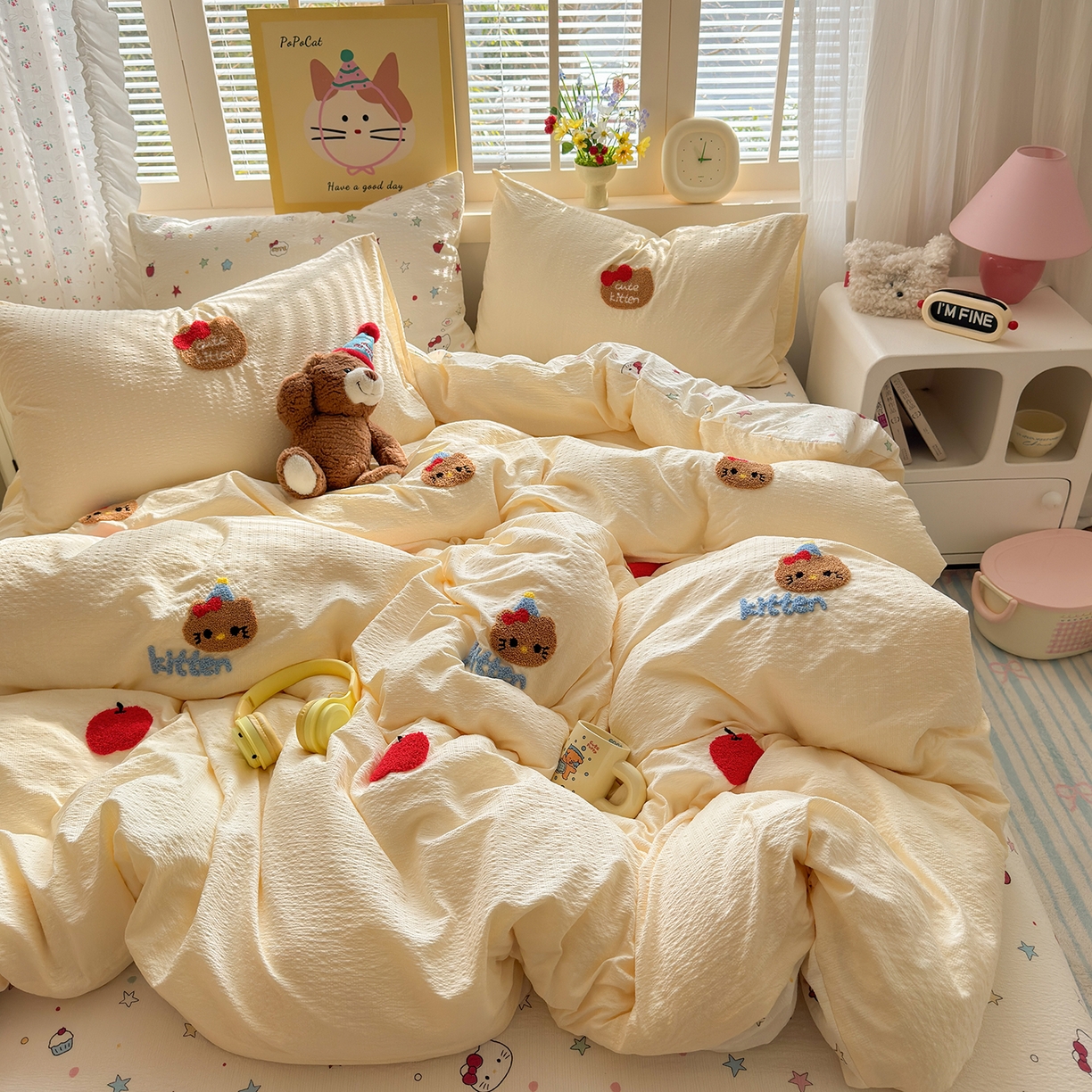 91家纺网 家纺一手货源 找家纺 优承佳生活馆 2026新款高克重超柔泡芙双层纱面料卡通毛巾绣三件套四件套单被套系列 哈喽kt