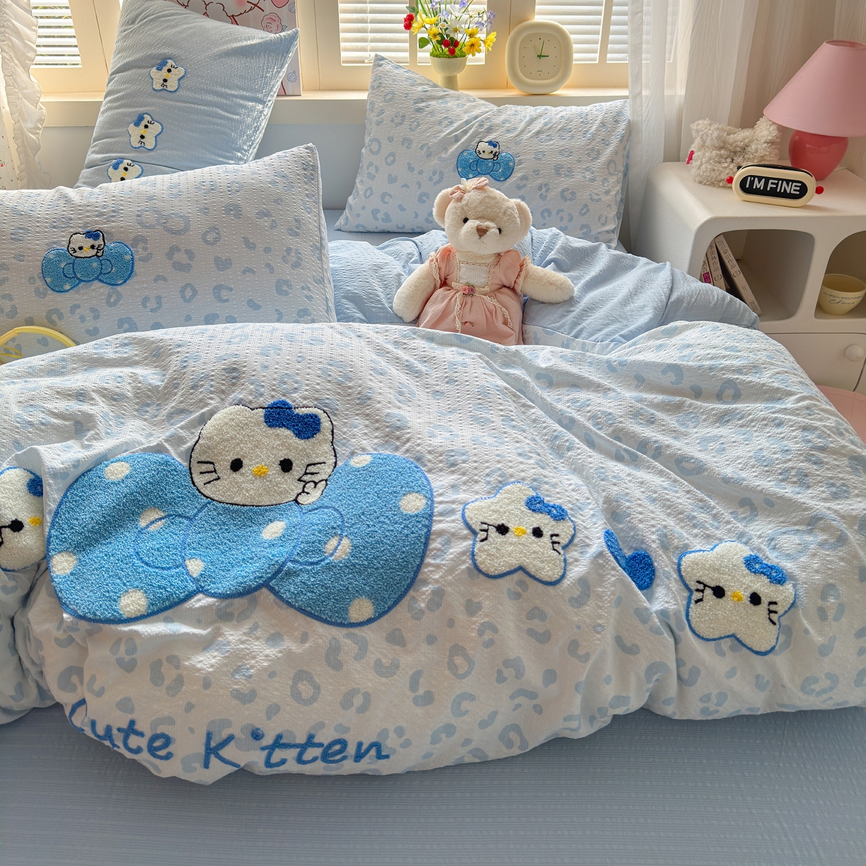 91家纺网 家纺一手货源 找家纺 优承佳生活馆 2026新款高克重超柔泡芙双层纱面料卡通毛巾绣三件套四件套单被套系列 蝴蝶结蓝kt