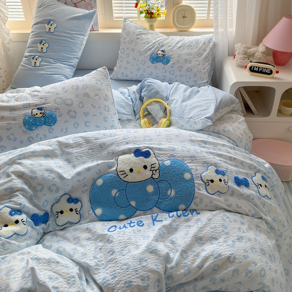 91家纺网 家纺一手货源 找家纺 优承佳生活馆 2026新款高克重超柔泡芙双层纱面料卡通毛巾绣三件套四件套单被套系列 蝴蝶结蓝kt