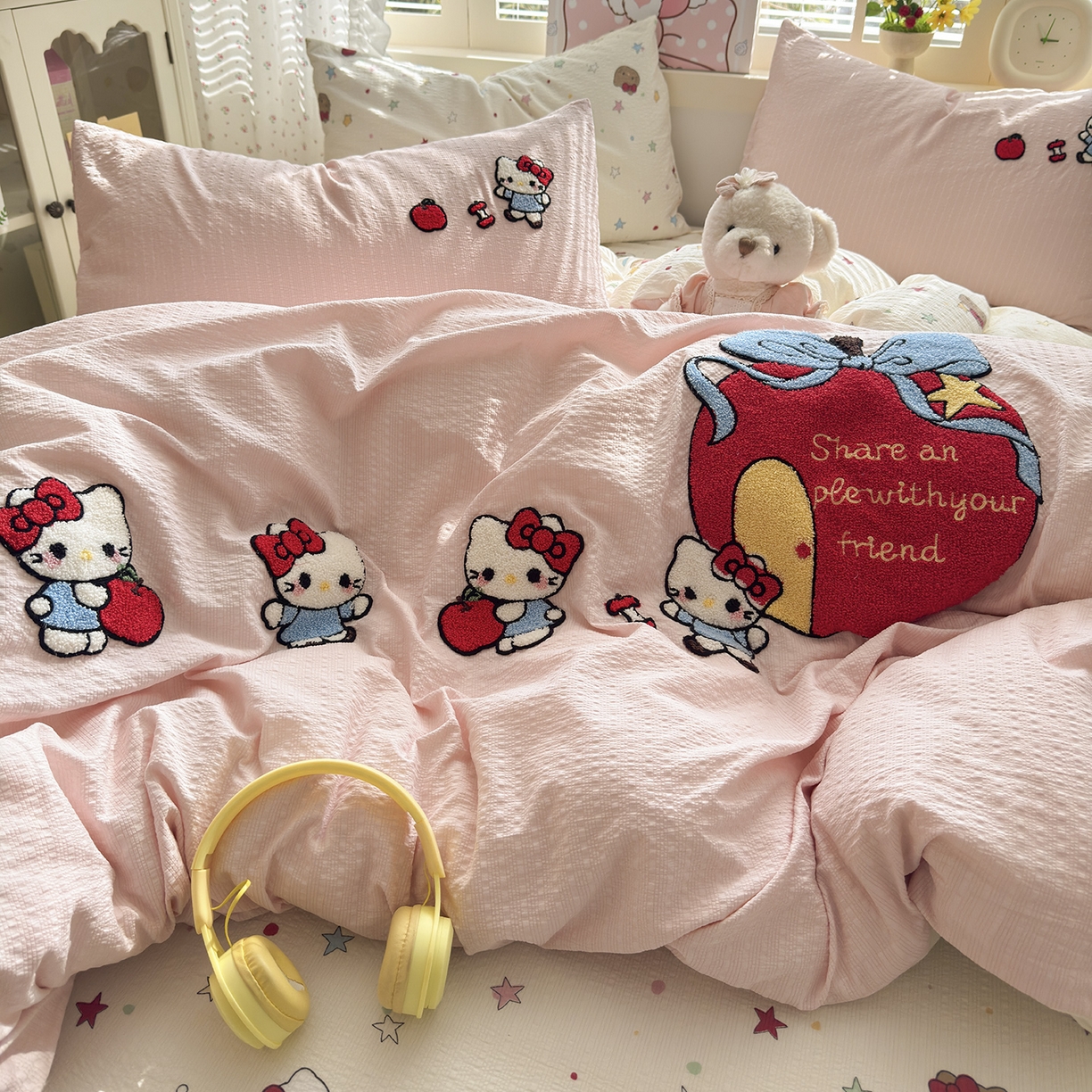 91家纺网 家纺一手货源 找家纺 优承佳生活馆 2026新款高克重超柔泡芙双层纱面料卡通毛巾绣三件套四件套单被套系列 礼物kt