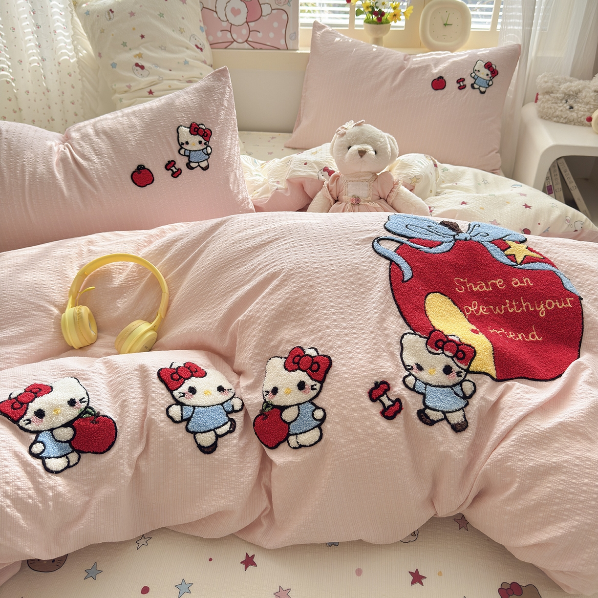 91家纺网 家纺一手货源 找家纺 优承佳生活馆 2026新款高克重超柔泡芙双层纱面料卡通毛巾绣三件套四件套单被套系列 礼物kt