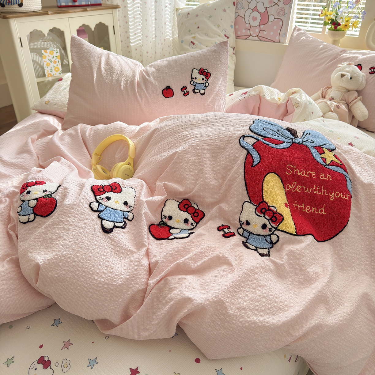 91家纺网 家纺一手货源 找家纺 优承佳生活馆 2026新款高克重超柔泡芙双层纱面料卡通毛巾绣三件套四件套单被套系列 礼物kt