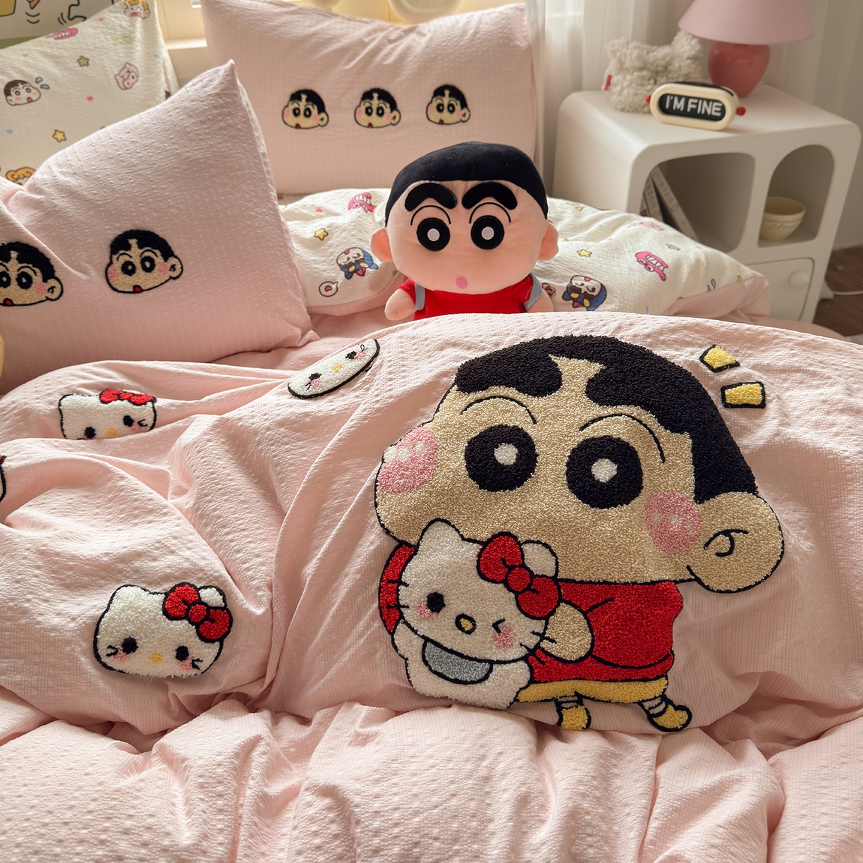 91家纺网 家纺一手货源 找家纺 优承佳生活馆 2026新款高克重超柔泡芙双层纱面料卡通毛巾绣三件套四件套单被套系列 萌萌小新