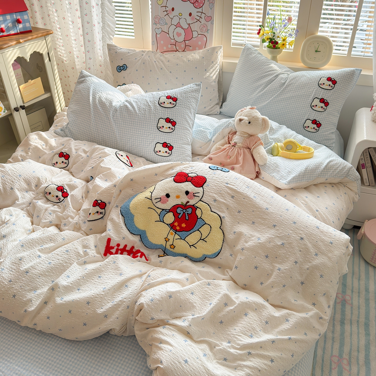 91家纺网 家纺一手货源 找家纺 优承佳生活馆 2026新款高克重超柔泡芙双层纱面料卡通毛巾绣三件套四件套单被套系列 萌趣kt