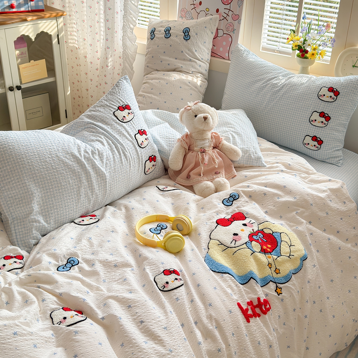 91家纺网 家纺一手货源 找家纺 优承佳生活馆 2026新款高克重超柔泡芙双层纱面料卡通毛巾绣三件套四件套单被套系列 萌趣kt