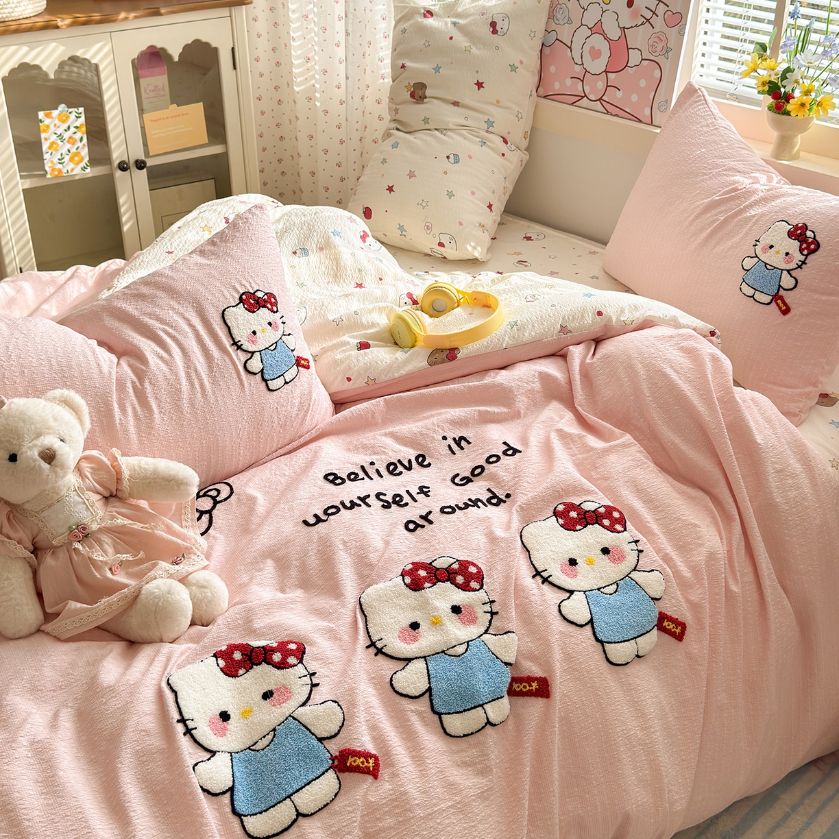 91家纺网 家纺一手货源 找家纺 优承佳生活馆 2026新款高克重超柔泡芙双层纱面料卡通毛巾绣三件套四件套单被套系列 元气kt