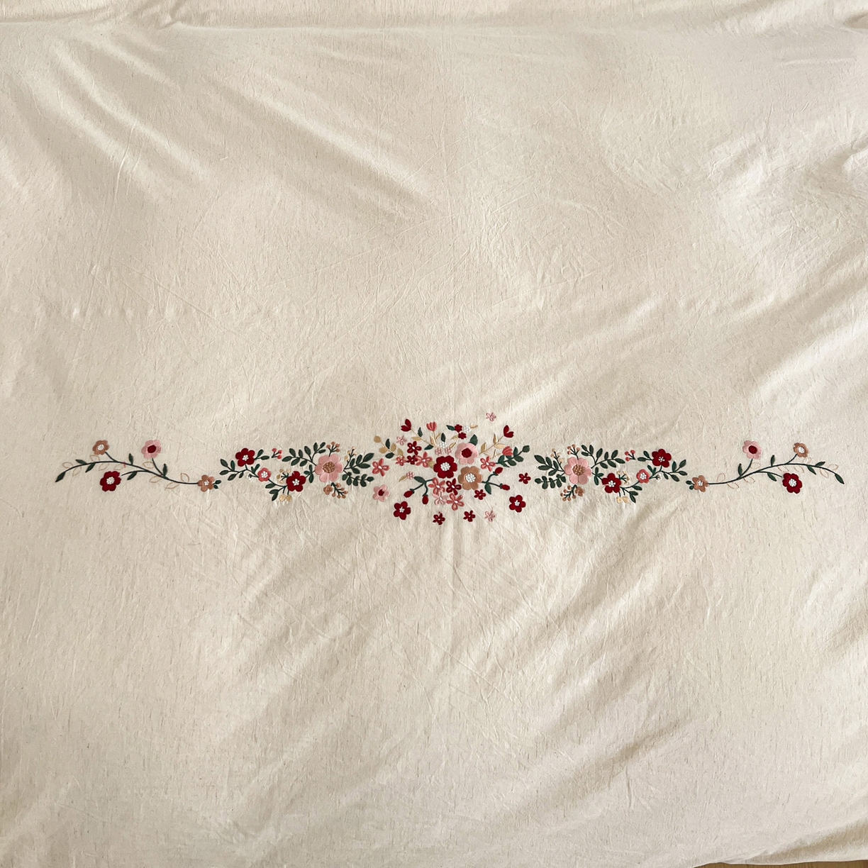 91家纺网 家纺一手货源 找家纺 （总）橙子家居 2026新款全棉棉麻绣花被套棉花床盖四件套