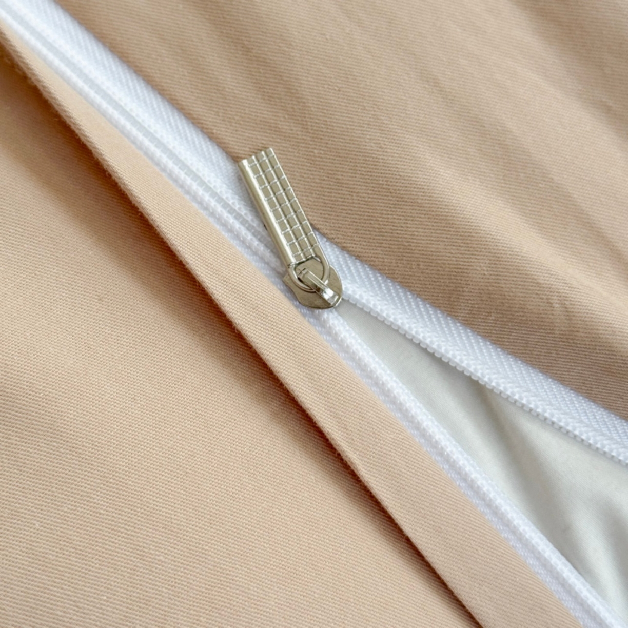 91家纺网 家纺一手货源 找家纺 7V 2026新款嵌绳宽边纯棉四件套13376全棉小清新喷气宽幅长绒棉被套床单床笠套件 眠眠笔记