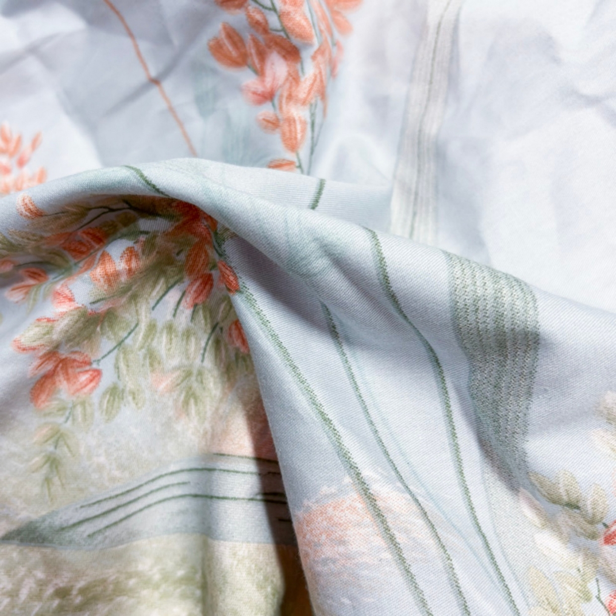 91家纺网 家纺一手货源 找家纺 7V 2026新款嵌绳宽边纯棉四件套13376全棉小清新喷气宽幅长绒棉被套床单床笠套件 倾城