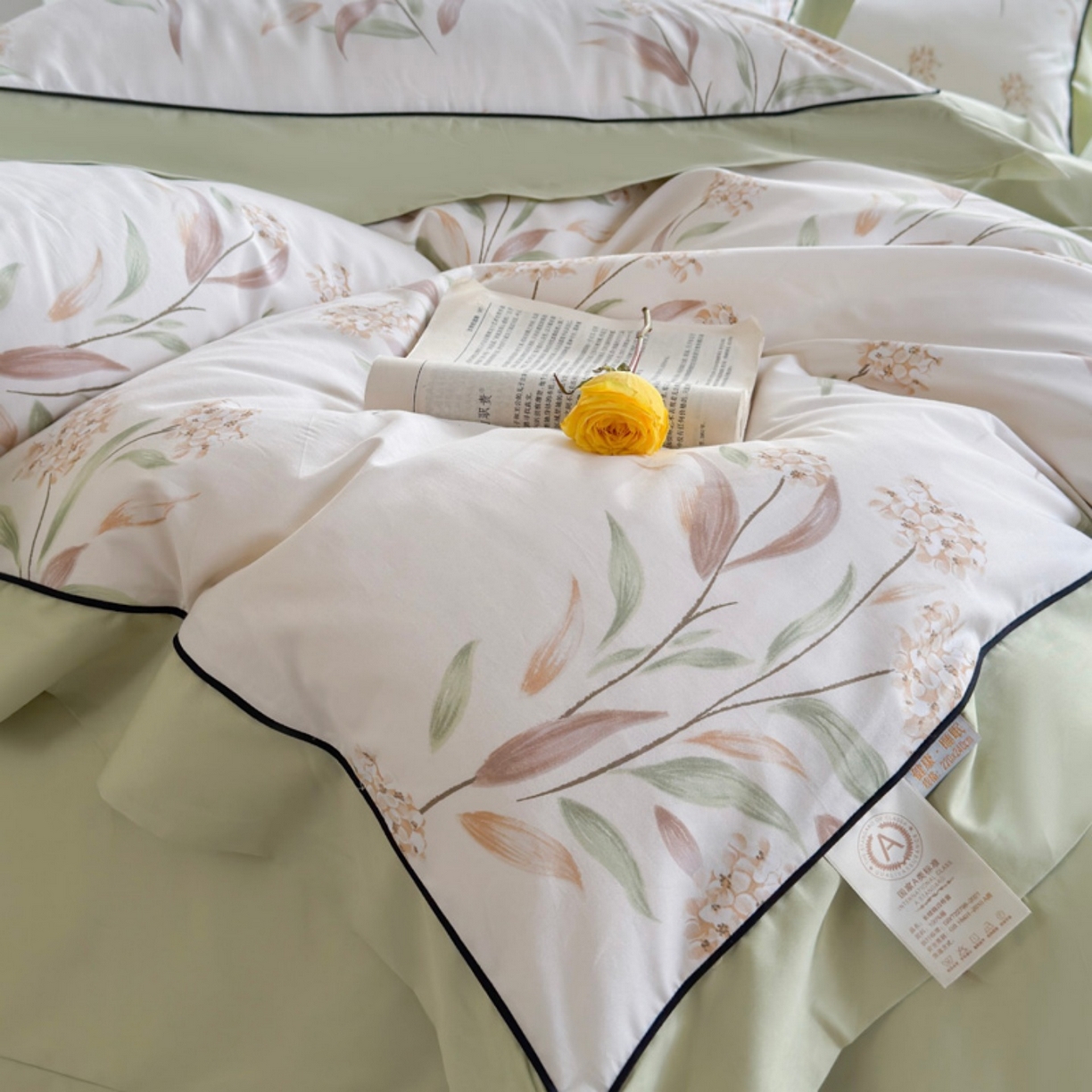 91家纺网 家纺一手货源 找家纺 7V 2026新款嵌绳宽边纯棉四件套13376全棉小清新喷气宽幅长绒棉被套床单床笠套件 森野花簇