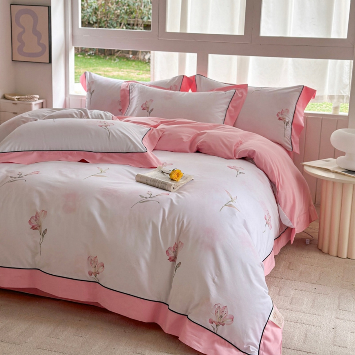 91家纺网 家纺一手货源 找家纺 7V 2026新款嵌绳宽边纯棉四件套13376全棉小清新喷气宽幅长绒棉被套床单床笠套件 一见倾心