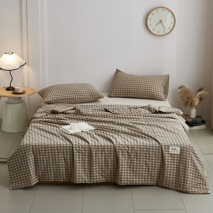 91家纺网 家纺一手货源 找家纺 尊妙被业 2026新款全棉色织水洗棉春秋被夏被-叠拍 春野-咖