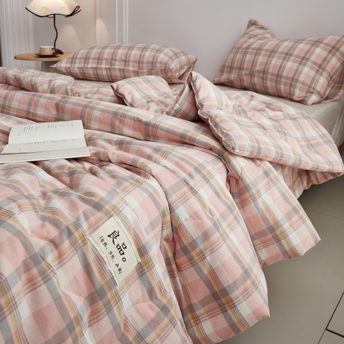 91家纺网 家纺一手货源 找家纺 尊妙被业 2026新款全棉色织水洗棉春秋被夏被-叠拍 莫妮-玉