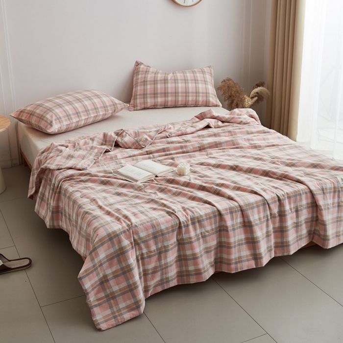 91家纺网 家纺一手货源 找家纺 尊妙被业 2026新款全棉色织水洗棉春秋被夏被-叠拍 莫妮-玉