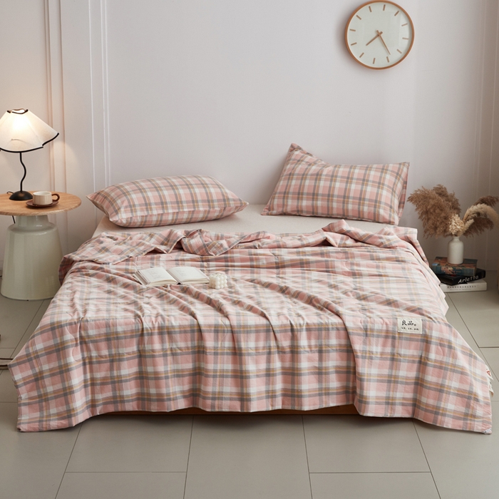 91家纺网 家纺一手货源 找家纺 尊妙被业 2026新款全棉色织水洗棉春秋被夏被-叠拍 莫妮-玉