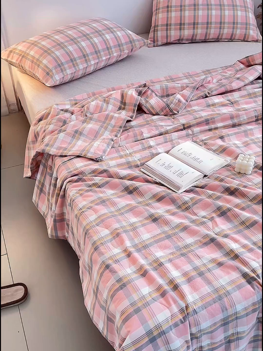 91家纺网 家纺一手货源 找家纺 尊妙被业 2026新款全棉色织水洗棉春秋被夏被-叠拍 莫妮-玉