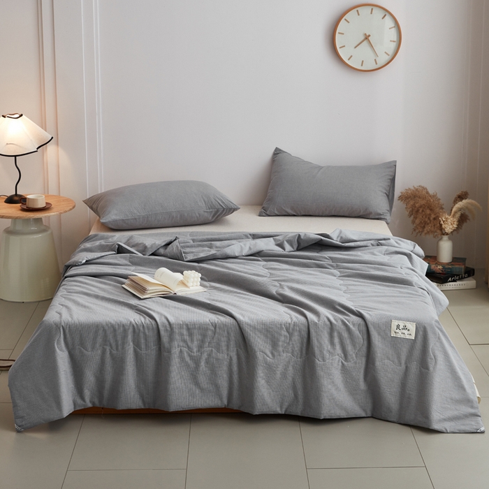 91家纺网 家纺一手货源 找家纺 尊妙被业 2026新款全棉色织水洗棉春秋被夏被-叠拍 千鸟格-灰