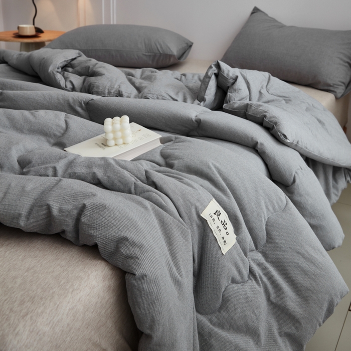 91家纺网 家纺一手货源 找家纺 尊妙被业 2026新款全棉色织水洗棉春秋被夏被-叠拍 千鸟格-灰