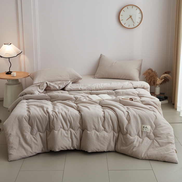 91家纺网 家纺一手货源 找家纺 尊妙被业 2026新款全棉色织水洗棉春秋被夏被-叠拍 千鸟格-驼