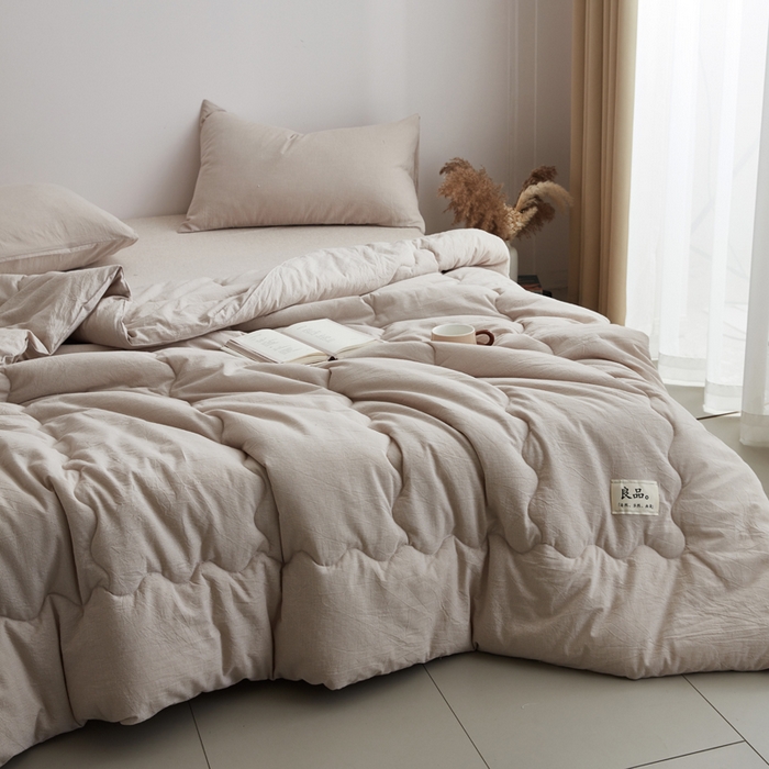 91家纺网 家纺一手货源 找家纺 尊妙被业 2026新款全棉色织水洗棉春秋被夏被-叠拍 千鸟格-驼