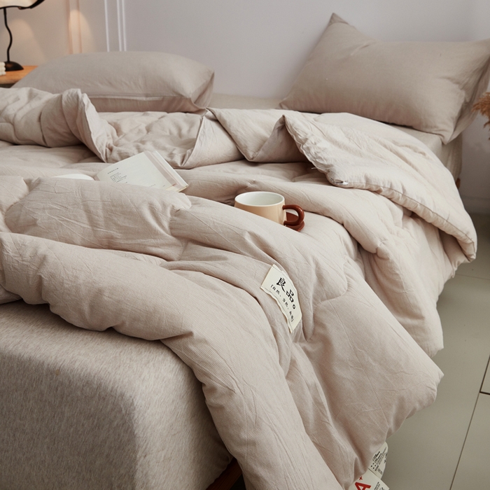 91家纺网 家纺一手货源 找家纺 尊妙被业 2026新款全棉色织水洗棉春秋被夏被-叠拍 千鸟格-驼