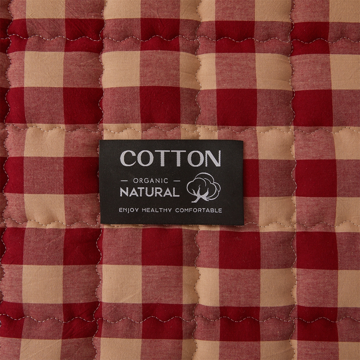 91家纺网 家纺一手货源 找家纺 3C 2026新款全棉水洗棉棉花夹棉床笠 红咖格