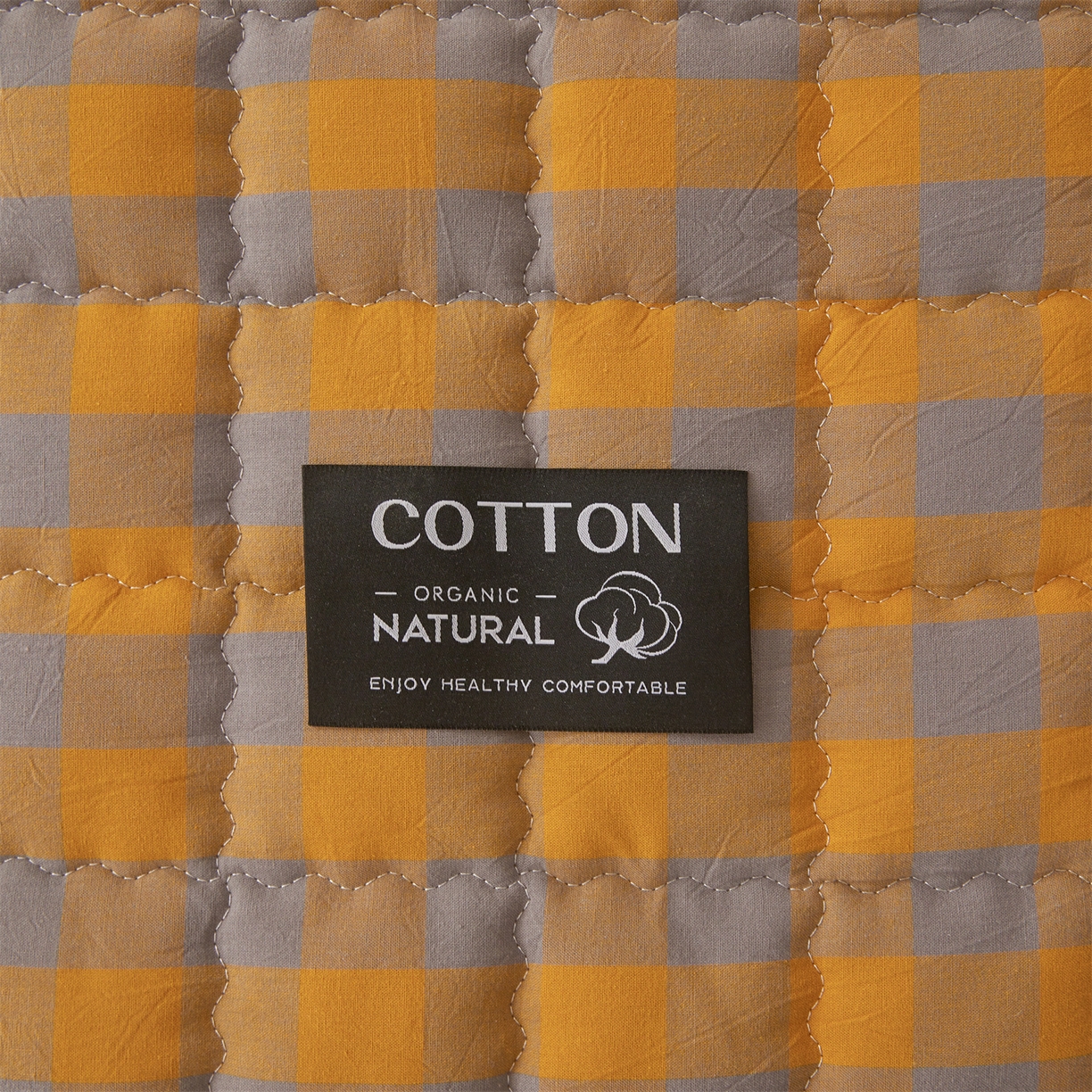 91家纺网 家纺一手货源 找家纺 3C 2026新款全棉水洗棉棉花夹棉床笠 黄灰格