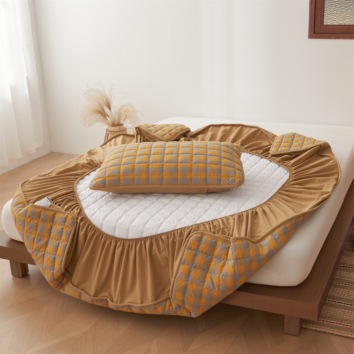 91家纺网 家纺一手货源 找家纺 3C 2026新款全棉水洗棉棉花夹棉床笠 黄灰格