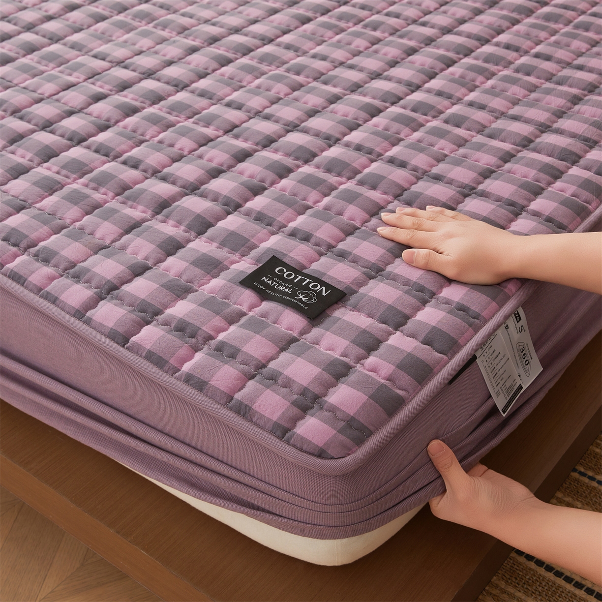 91家纺网 家纺一手货源 找家纺 3C 2026新款全棉水洗棉棉花夹棉床笠 紫灰格