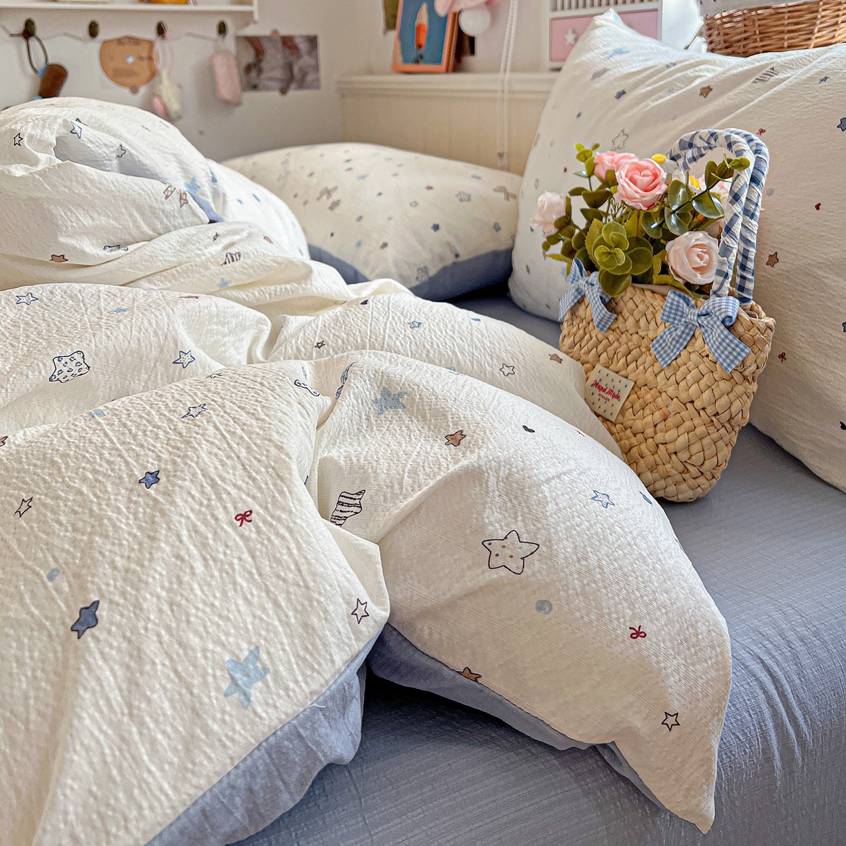 91家纺网 家纺一手货源 找家纺 N先生+V 13814689556 发大图/买家秀 2026春夏新款泡芙云感双层纱四件套 蓝色星空