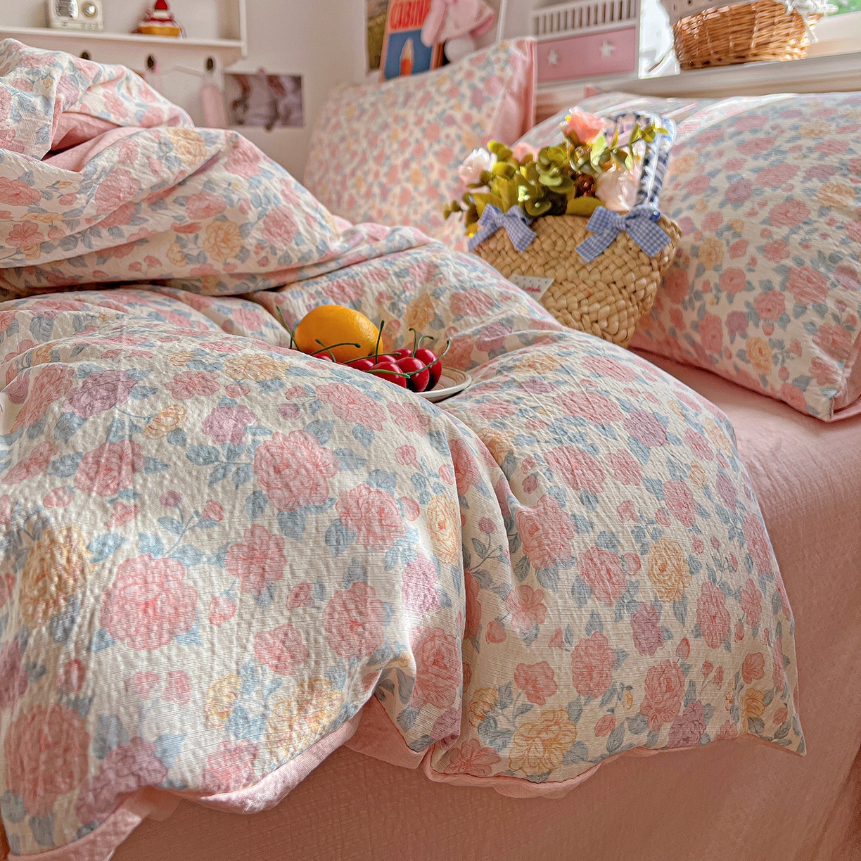 91家纺网 家纺一手货源 找家纺 N先生+V 13814689556 发大图/买家秀 2026春夏新款泡芙云感双层纱四件套 春风里