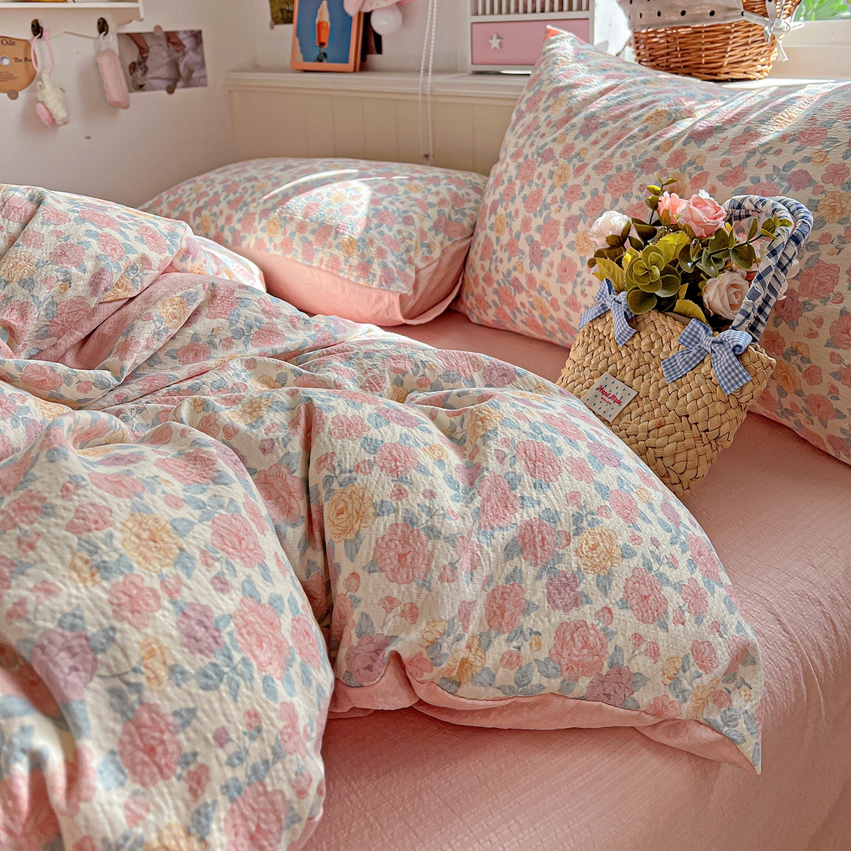 91家纺网 家纺一手货源 找家纺 N先生+V 13814689556 发大图/买家秀 2026春夏新款泡芙云感双层纱四件套 春风里