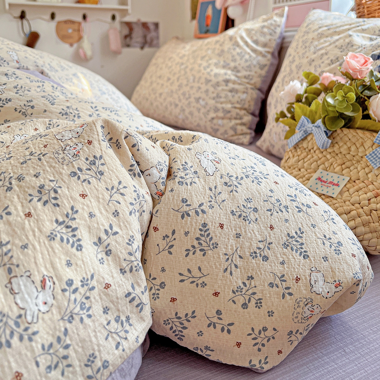 91家纺网 家纺一手货源 找家纺 N先生+V 13814689556 发大图/买家秀 2026春夏新款泡芙云感双层纱四件套 花园兔